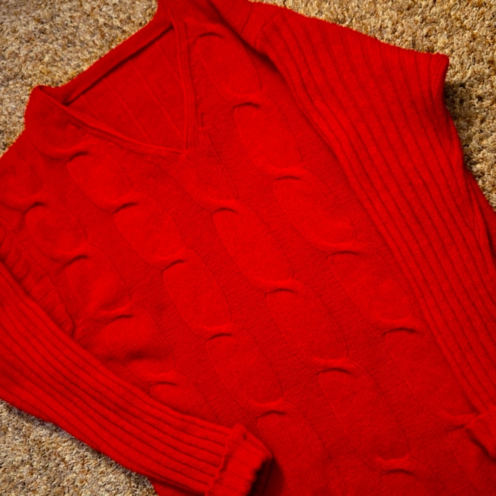 Red Sweater - Picture 2 of 11